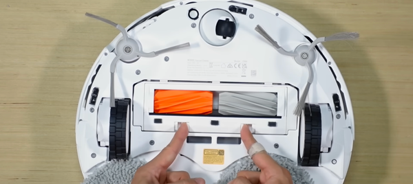 DJI ROMO công nghệ lau sàn