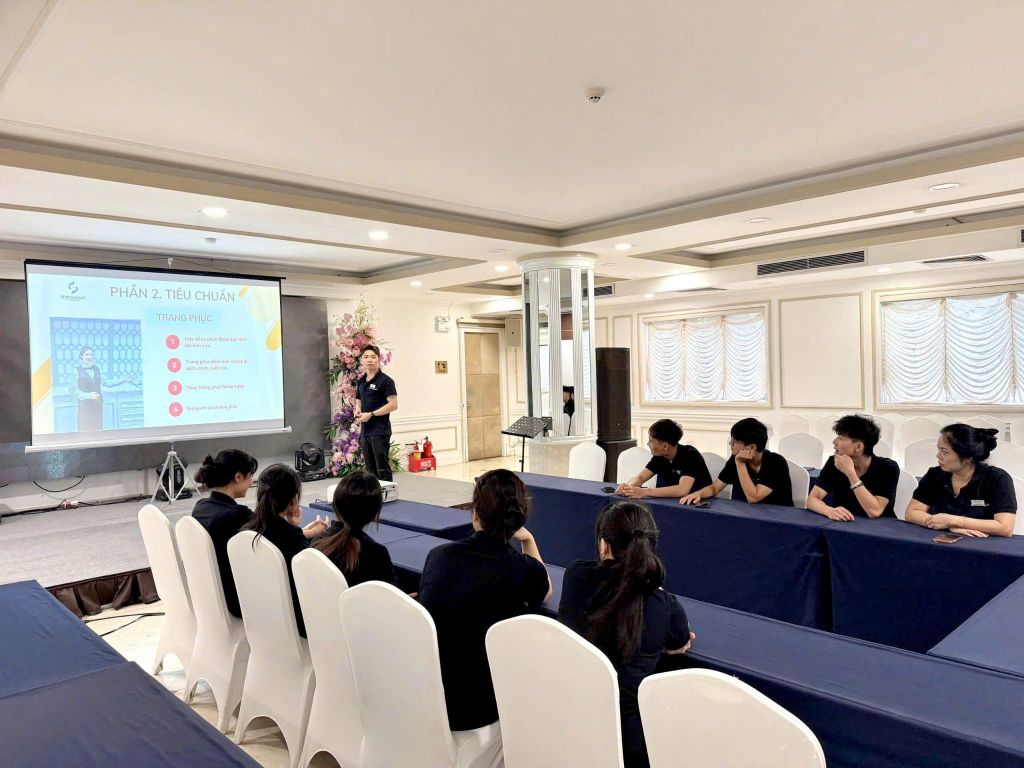 Nâng cao chất lượng dịch vụ bằng đào tạo nội bộ thường xuyên