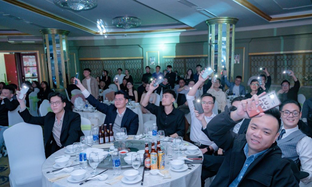 Tiệc cuối năm công ty nơi gắn kết tập thể