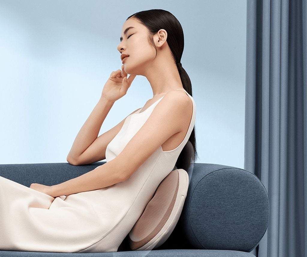 Gối massage lưng Breo Back 2