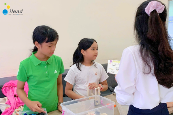 Hoạt động trải nghiệm tại iLEAD AMA Huế cho bé