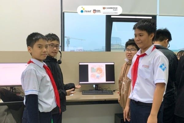 Ý tưởng phác thảo của nhóm 2 sau buổi đầu tiên của STREAM Christmas 2025