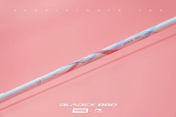 Li-Ning BladeX 880 Shida Edition — vợt signature phối màu hồng trắng dành cho đôi nữ tốc độ