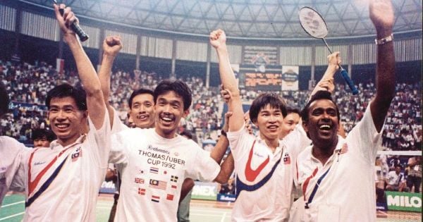 Chung kết Thomas Cup 1992 tại Kuala Lumpur — Malaysia 3-2 Indonesia, chiến thắng lịch sử của 3 anh em Sidek