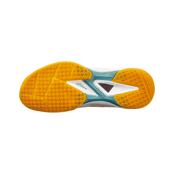 Giày Yonex Power Cushion 65Z4 — góc bên hông, upper seamless