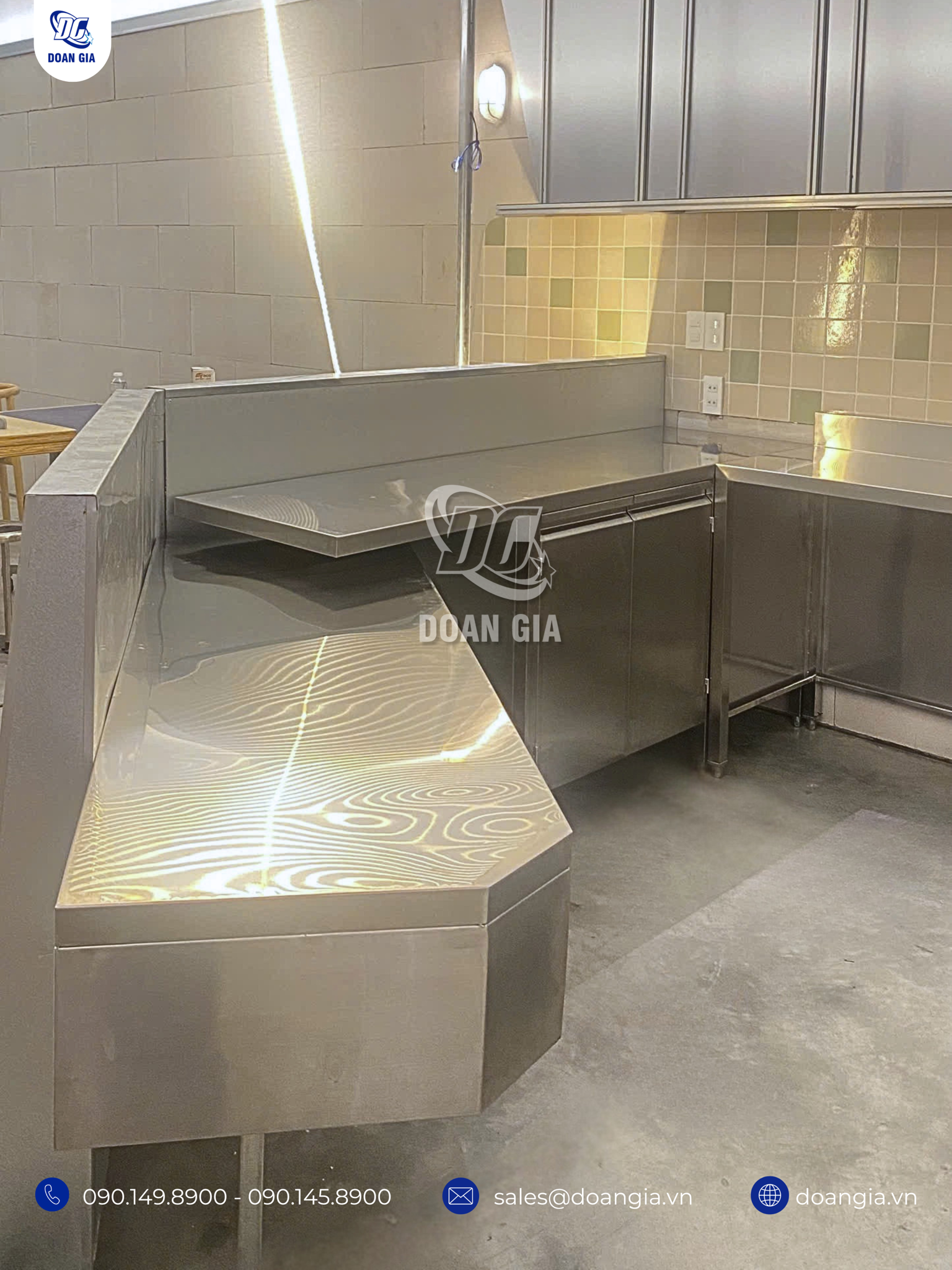 thiết kế quầy pha chế inox