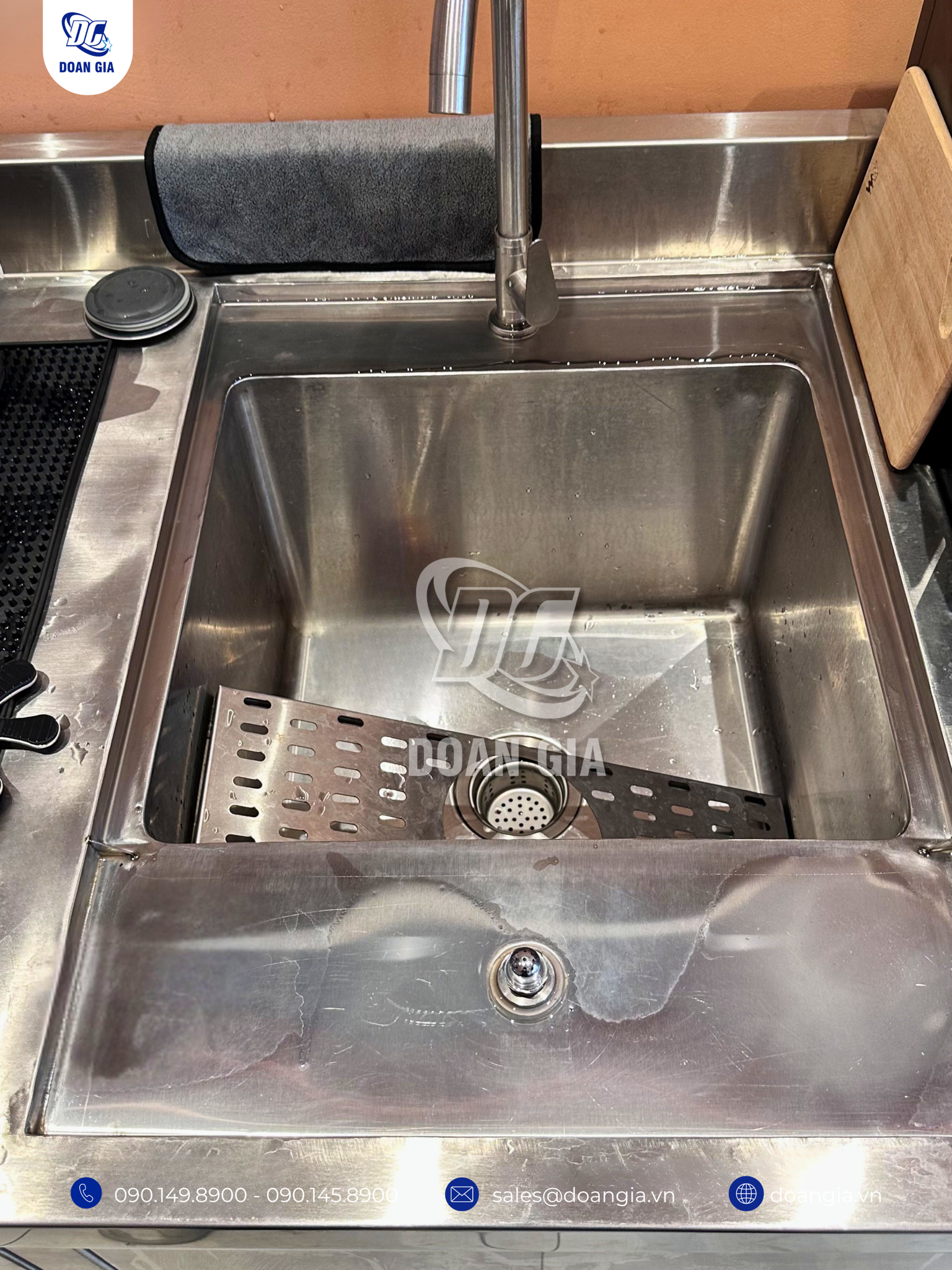 thiết kế và sản xuất bồn rửa inox