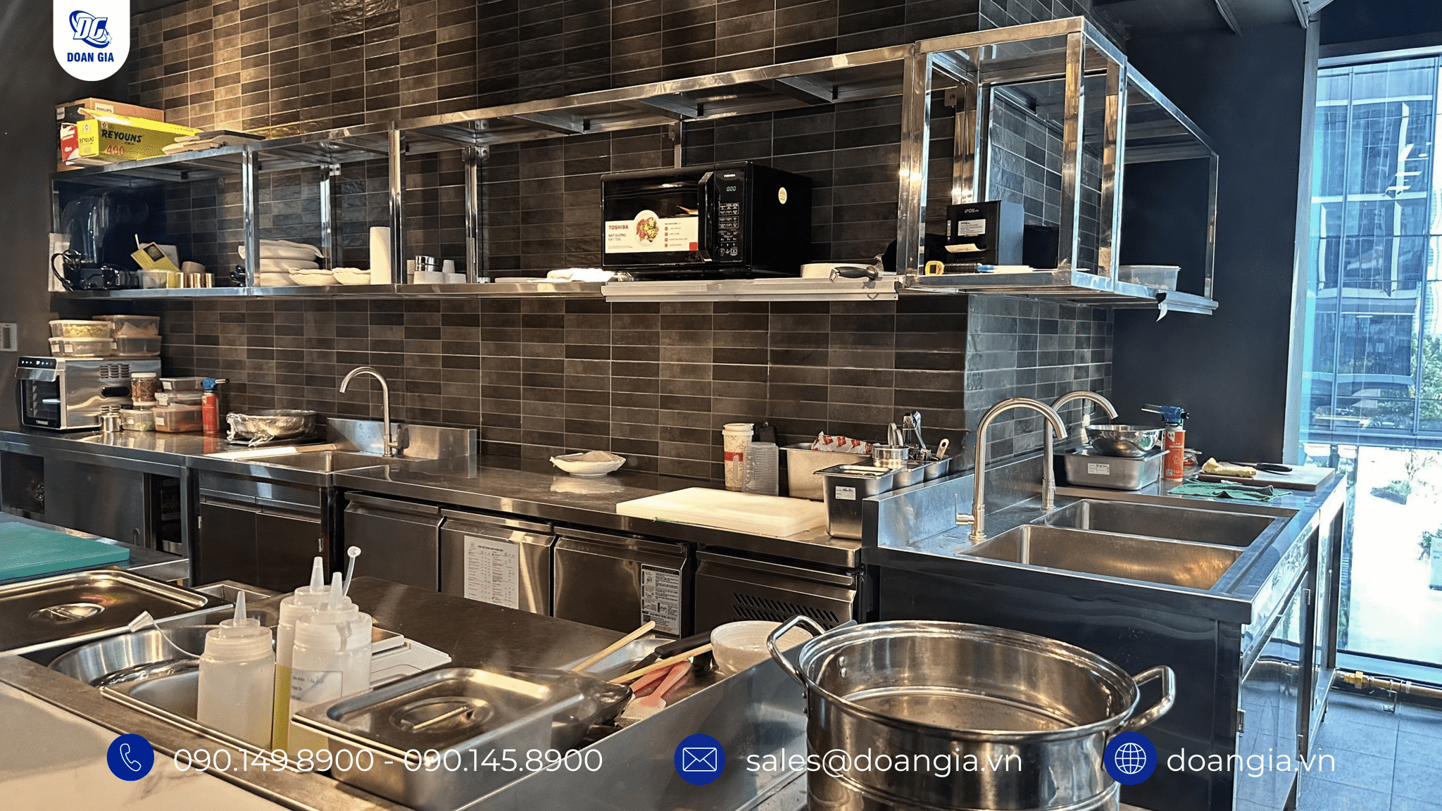 thiết kế bếp hiện đại