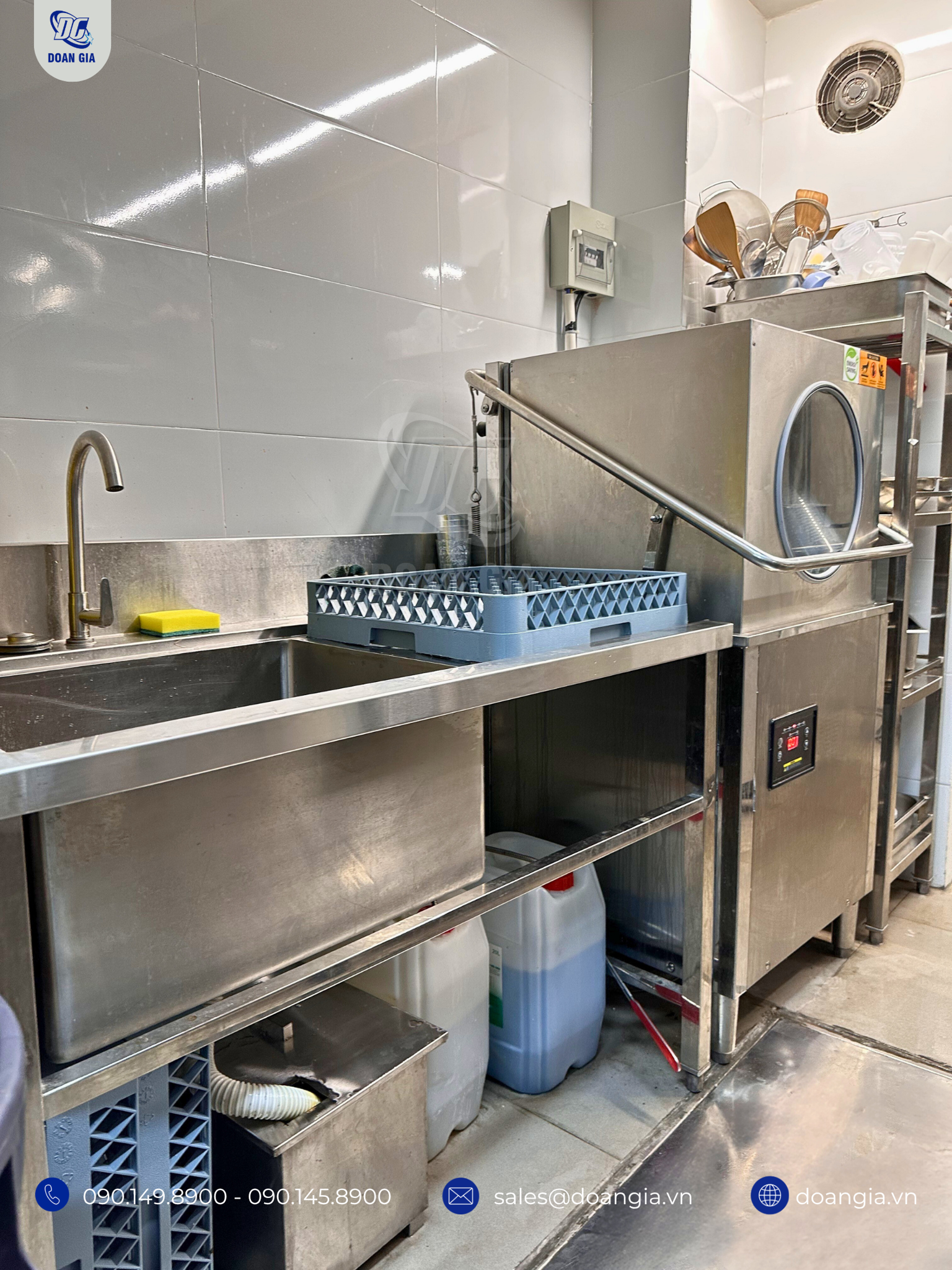 máy rửa chén công nghiệp