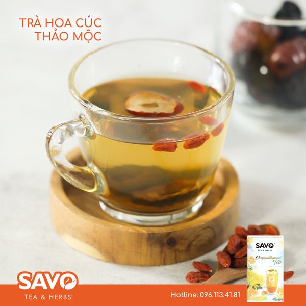 Trà hoa cúc thảo mộc thanh lọc cơ thể với nhiều dưỡng chất quý giá. Nguồn: Savotea.com