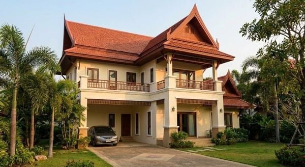 Mẫu nhà mái Thái 2 tầng 4 phòng ngủ hiện đại