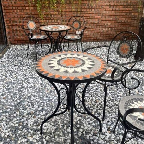 Ưu điểm của bàn đá Mosaic