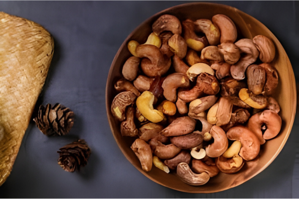 Độ ẩm cũng khiến hạt điều mất độ giòn