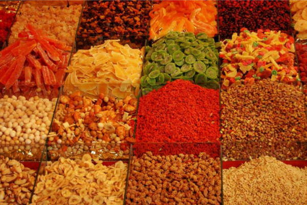 Trái cây sấy cũng là một món ăn vặt lý tưởng