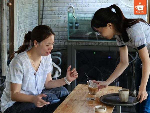 nhuong-quyen-xe-cafe-pha-may