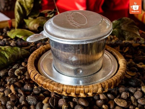 ca-phe-phin-bi-dang-khet