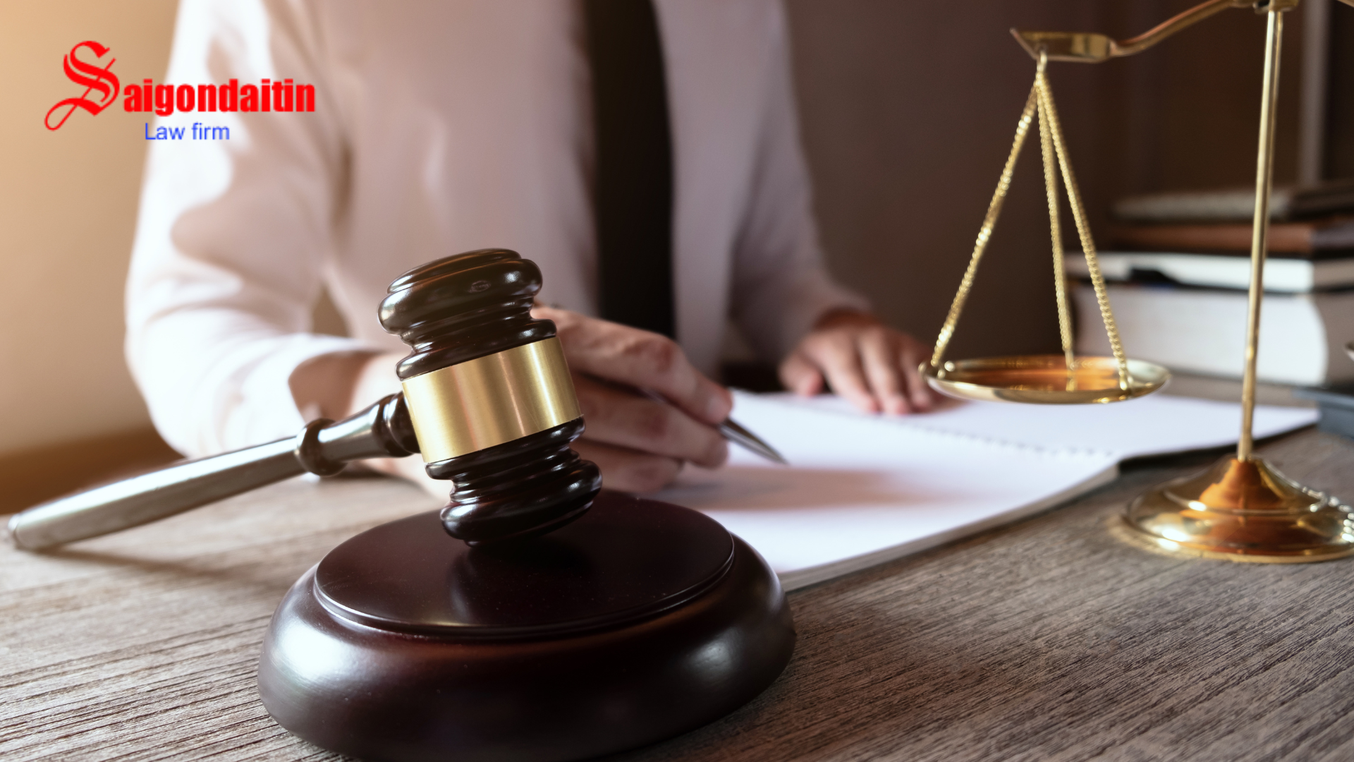 đồ họa miêu tả quy trình khởi kiện vụ án dân sự sơ thẩm