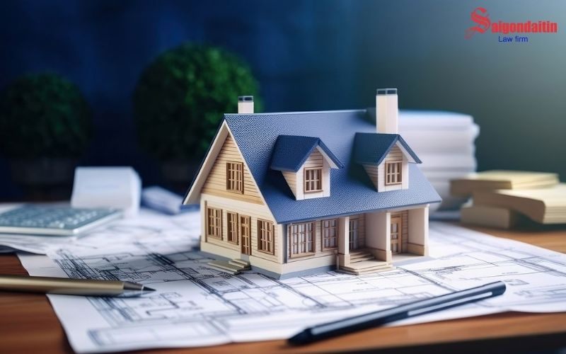 đồ họa miêu tả xây nhà trên đất người khác: tranh chấp dân sự hay xử lý hình sự