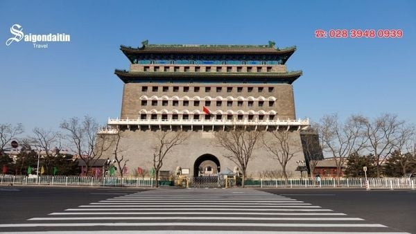 Phố đi bộ Tiền Môn nằm trên trục nam – bắc cổ xưa của thủ đô Bắc Kinh
