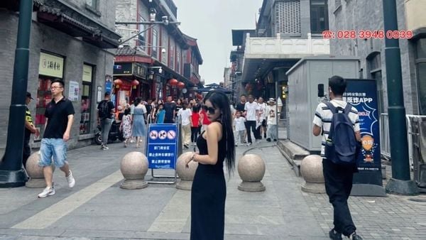 Phố đi bộ Tiền Môn nằm trên trục nam – bắc cổ xưa của thủ đô Bắc Kinh