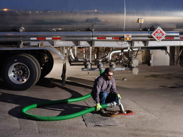 Các Lỗi Vận Hành Thường Gặp Khi Sử Dụng Ống Lõi Thép Hút Xả Hóa Chất