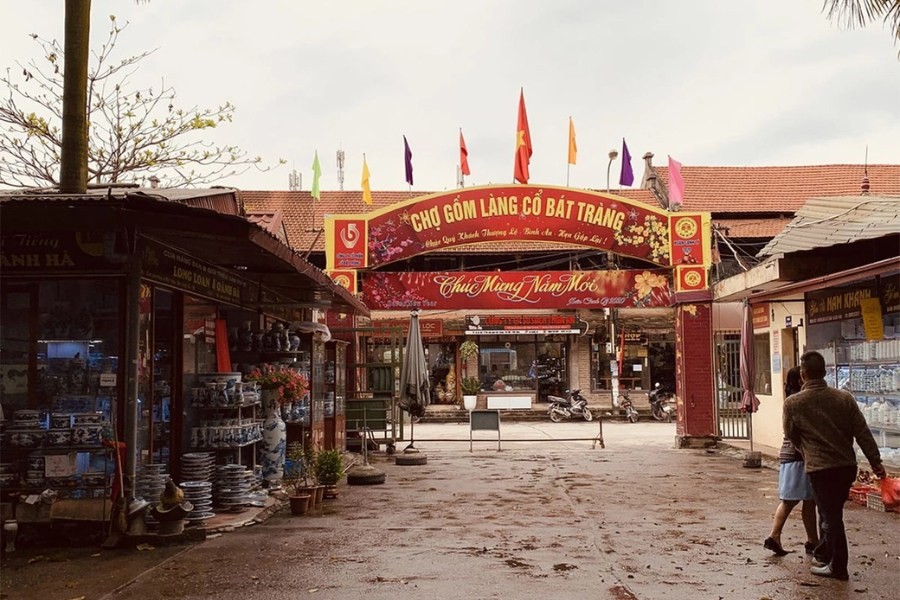 Chợ gốm Bát Tràng ngày nay