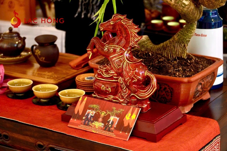 Bảo quản đồ gốm sứ trang trí