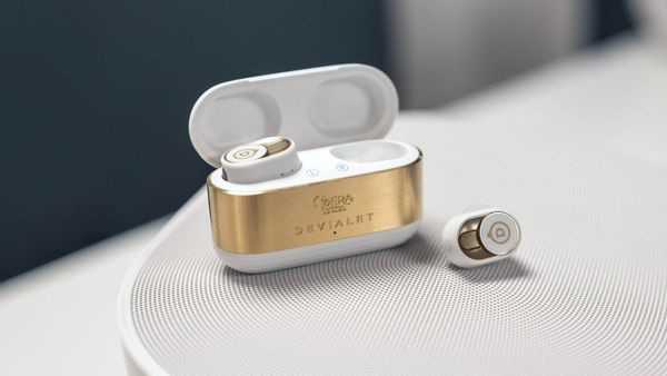 Tai nghe Devialet Gemini II phiên bản Opéra de Paris mạ vàng