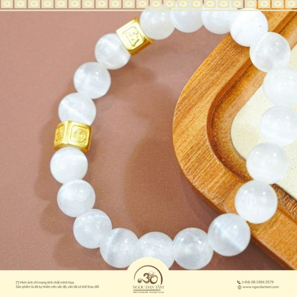 Đá Selenite cho người tuổi tý