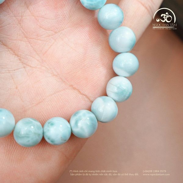 Đá Larimar và khả năng làm dịu tính nóng trong năm Hỏa vượng