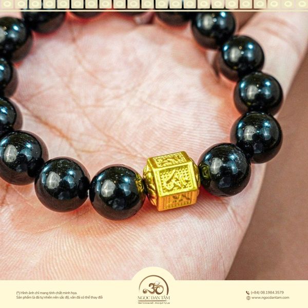 vòng tay Tourmaline Đen phù hợp với người tuổi ngọ