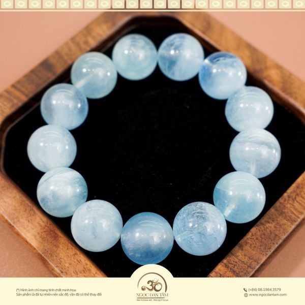 đá aquamarine