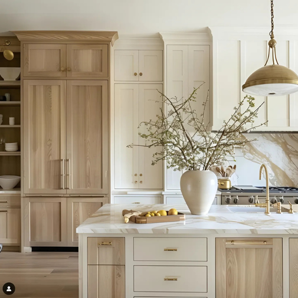white-oak-kitchen-cabinets