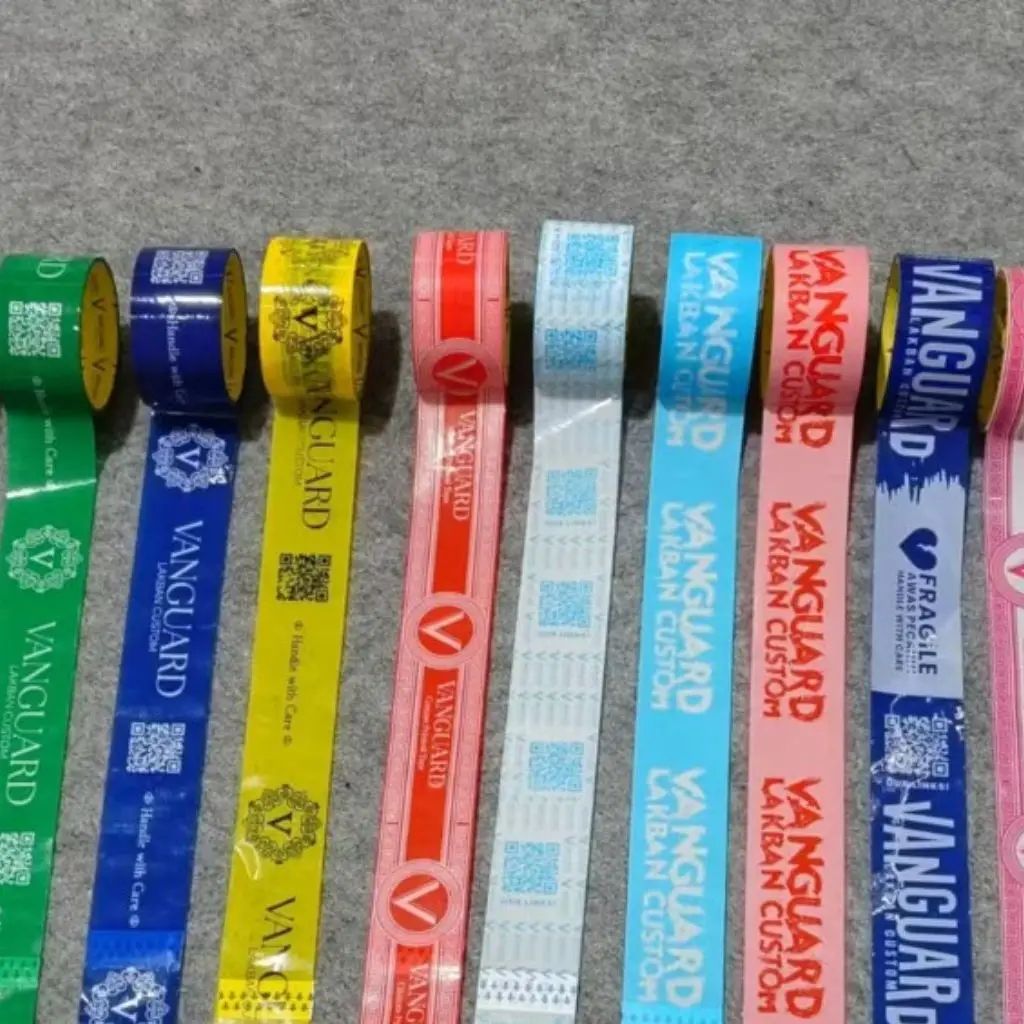 Băng keo in logo - Giải pháp sáng tạo giúp thương hiệu nổi bật trên thị trường