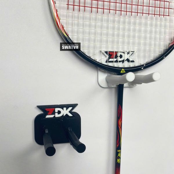 móc treo vợt dán tường