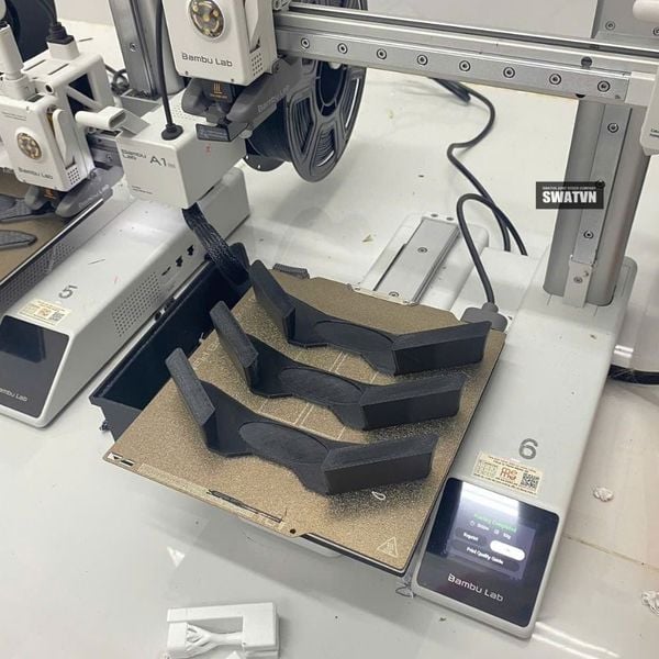 móc treo vợt in 3d