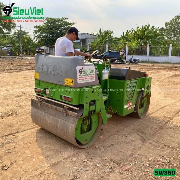 xe lu rung Sakai SW350