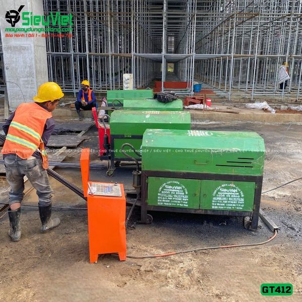 Giao thuê máy duỗi cắt sắt tự động GT412