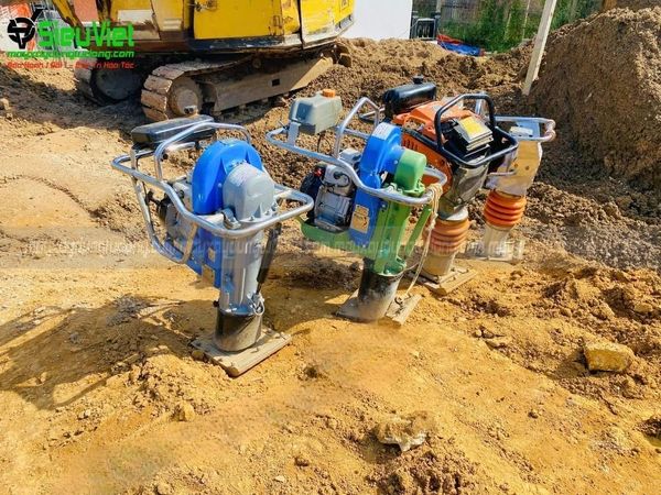 Giao thuê máy đầm cóc tận công trình