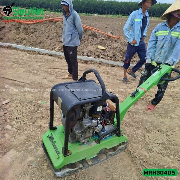 Máy đầm bàn thủy lực