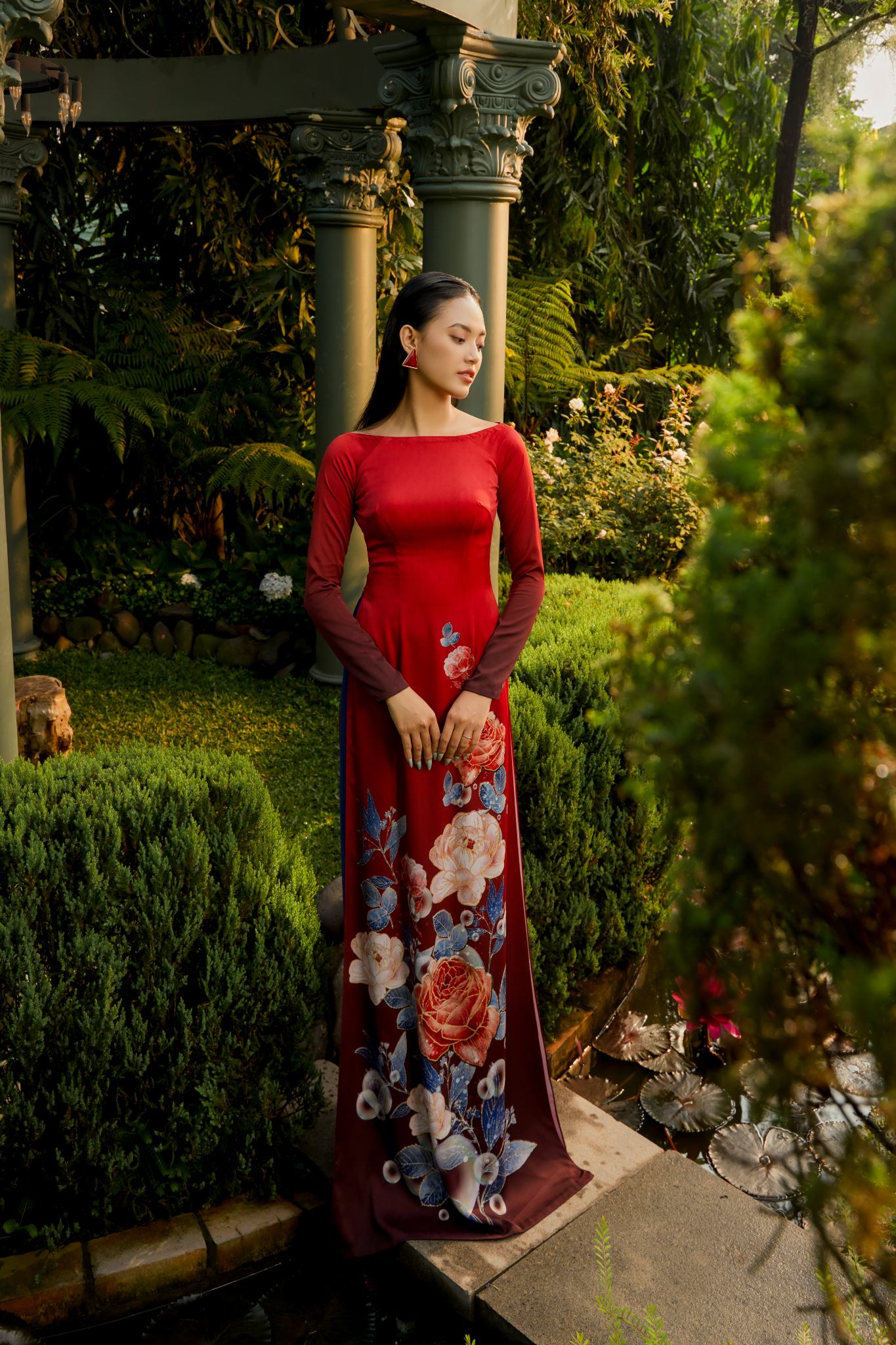 Áo dài cổ thuyền
