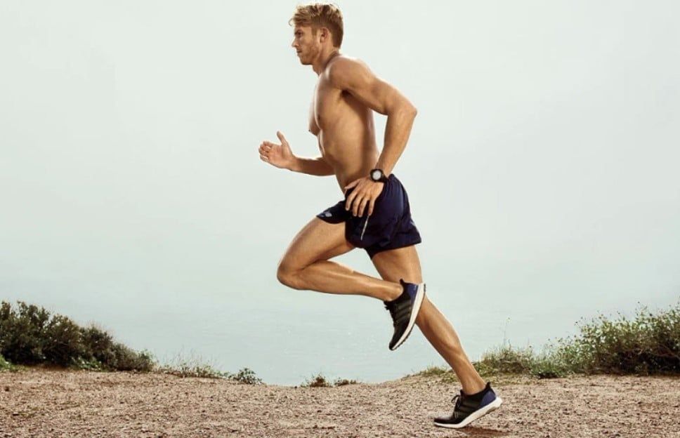 Đau ngón chân cái khi chạy bộ