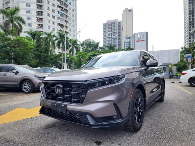 Xe crossover 7 chỗ tại Việt Nam: Top 3 mẫu mất giá nhanh sau 3 năm sử dụng