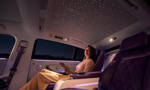 VinFast Ra Mắt Xe Buýt Điện Tại Triển Lãm Busworld Europe 2025