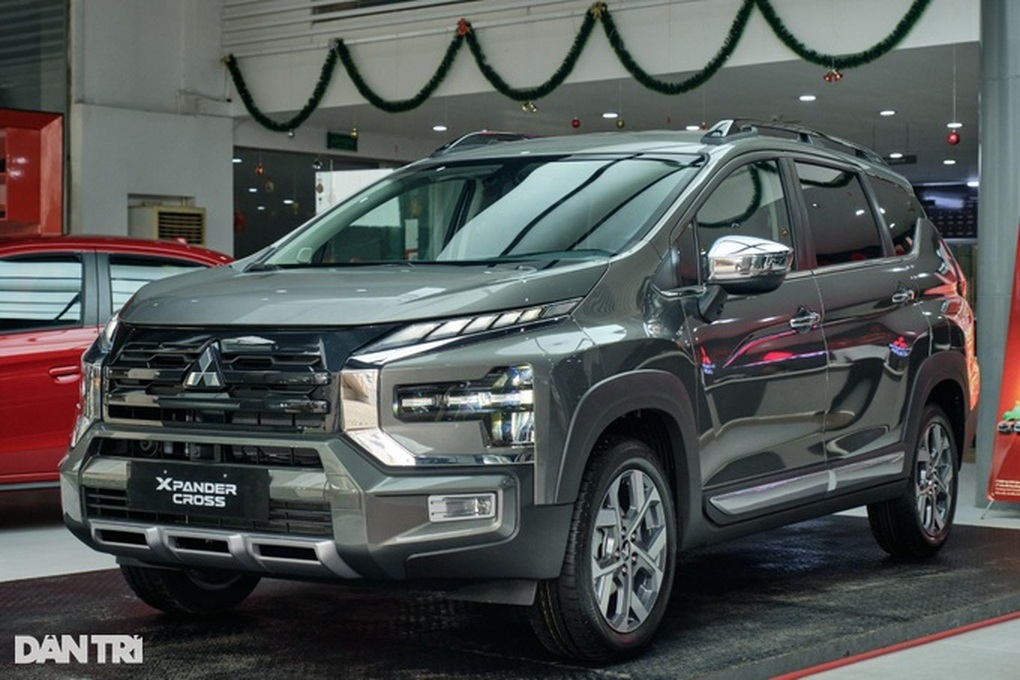 Thị Trường Ô Tô Việt Nam: Chiến Lược Mua Sắm Thay Đổi Sau 8 Tháng Đầu Năm 2025