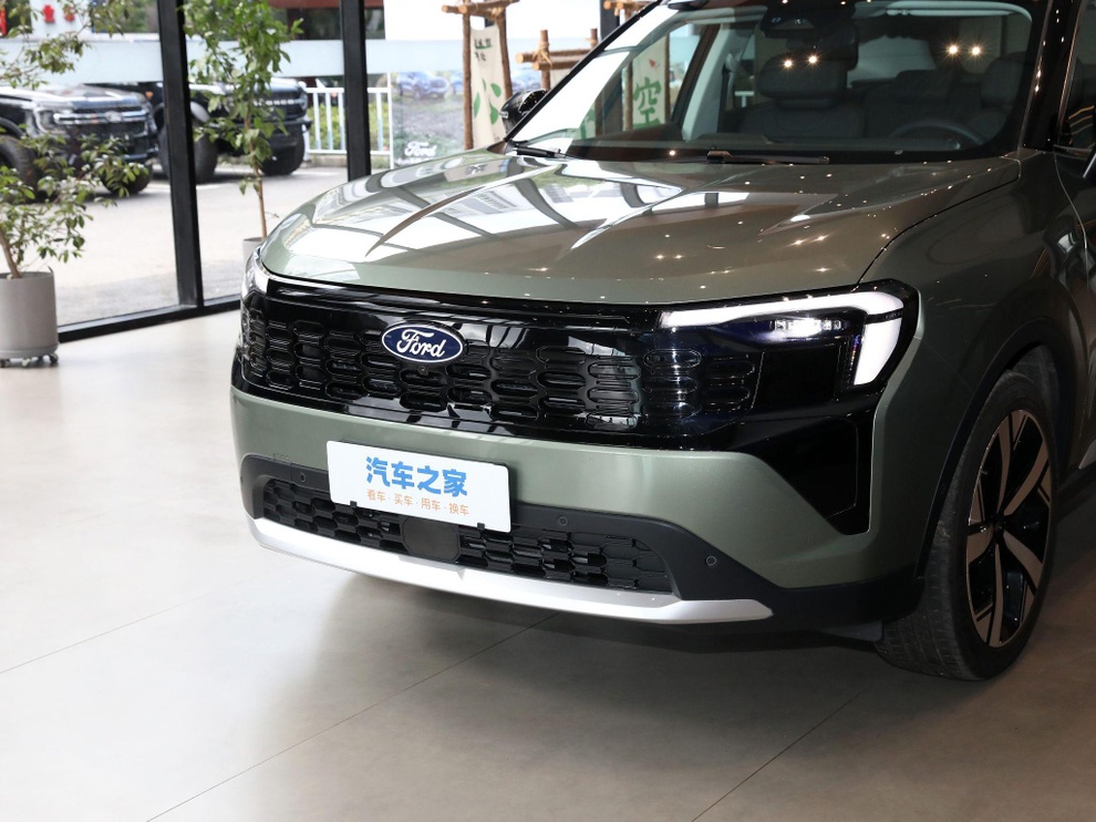 Ford Việt Nam Triệu Hồi 816 Xe Territory do Vấn Đề Kỹ Thuật