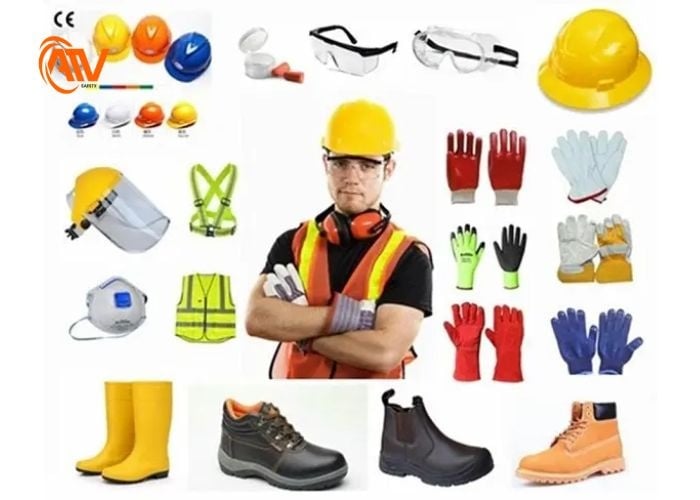 Các trang thiết bị bảo hộ lao động cho huấn luyện an toàn lao động nhóm 4