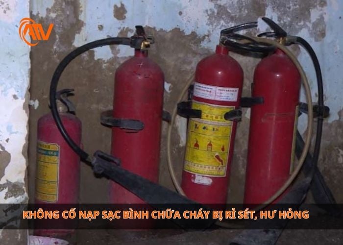 Bình bột chữa cháy bị rỉ sét