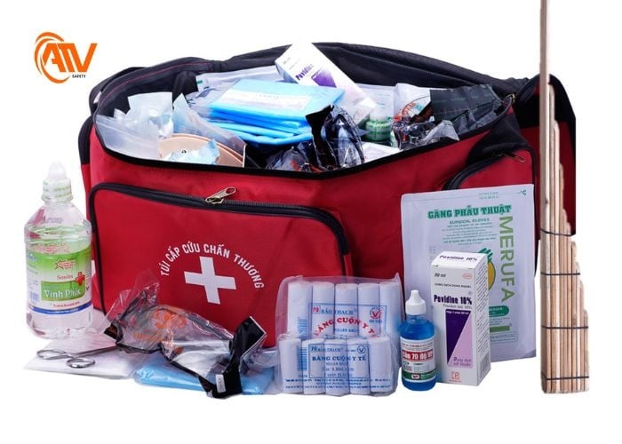 Túi sơ cứu đạt chuẩn với các nhóm vật tư cơ bản