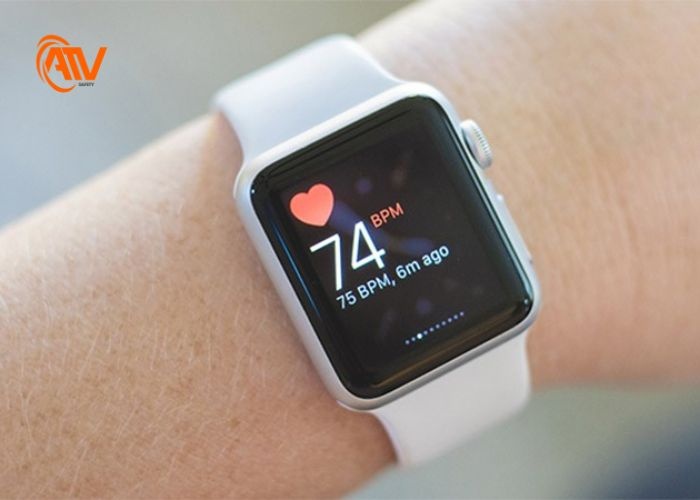 Theo dõi và quan sát người bị hạ thân nhiệt